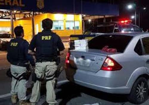 Casal com 30kg de maconha é preso pela PRF no Sertão alagoano