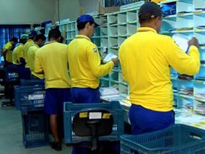 Correios anunciam que vão contratar quase 10 mil funcionários
