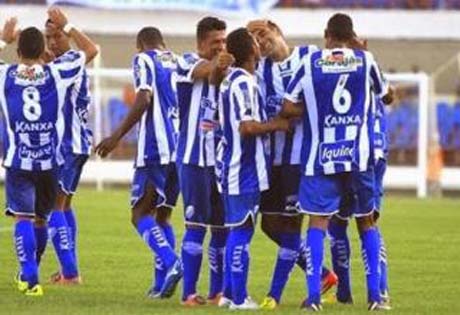 Na estreia pela Copa do Nordeste, CSA não toma conhecimento do Bahia e goleia