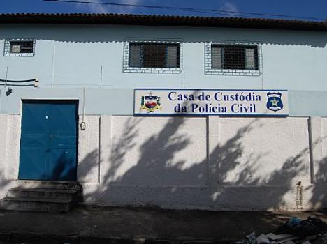 Juiz manda fechar a Casa de Custódia da Polícia Civil