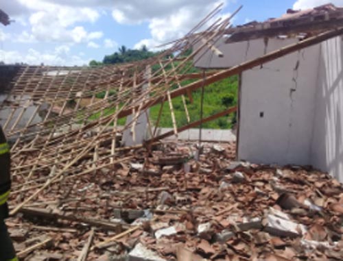 Casas onde eram produzidos fogos de artifício de forma clandestina são atingidas por explosão (video)