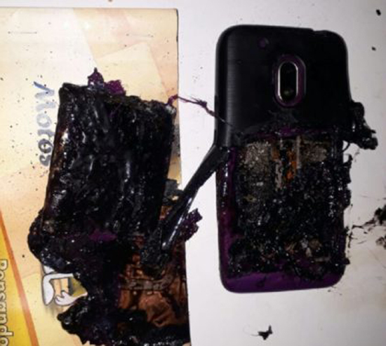 Celular explode ao carregar bateria e assusta morador em Arapiraca