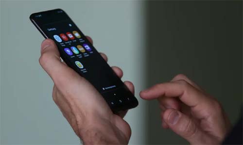 Pesquisa revela melhorias nas escolas após restrição ao uso de celulares pelos estudantes