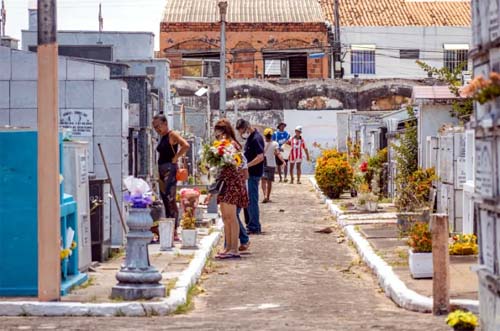Prefeitura de Maceió compra terreno de R$ 4 milhões para fazer cemitério
