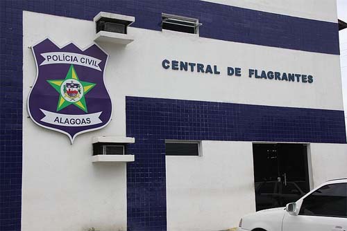 Após troca de tiros com a PM, suspeitos de tráfico são presos durante festa