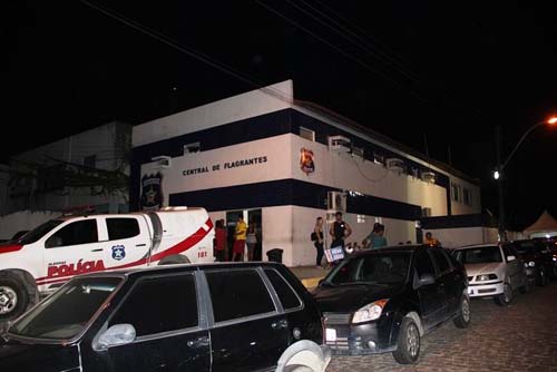 Jovem de 18 anos é executado por homens armados na parte alta de Maceió