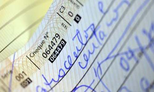 Taxas médias de juros de cheque especial e empréstimo pessoal sobem em junho
