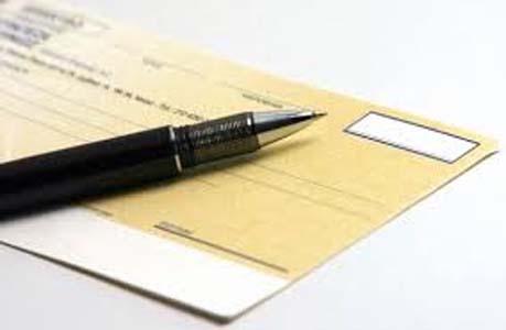 Juro do cheque especial supera 200% ao ano, o maior em quase 16 anos
