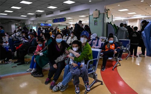 Após pedido público da OMS, China entrega dados sobre surto de pneumonia no país