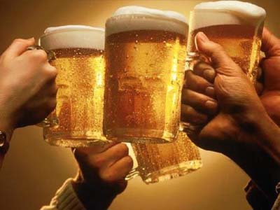 Chope não aumenta a barriga, afirma endocrinologista