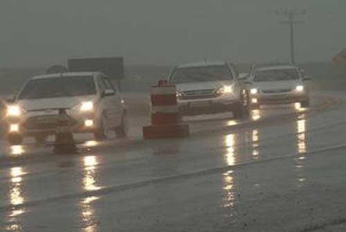 PRF orienta motoristas à terem mais cuidados durante as chuvas