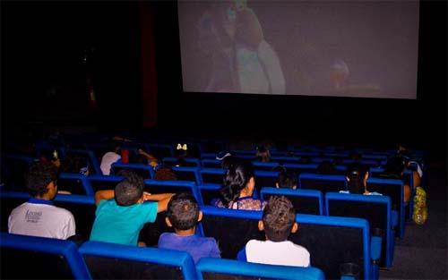 Crianças de Santana do Mundaú irão ao cinema pela 1º vez neste sábado