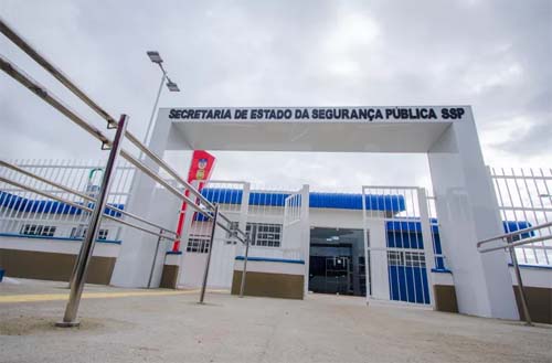 Homem é alvejado e morto na calçada de seu comércio em cidade do sertão de Alagoas