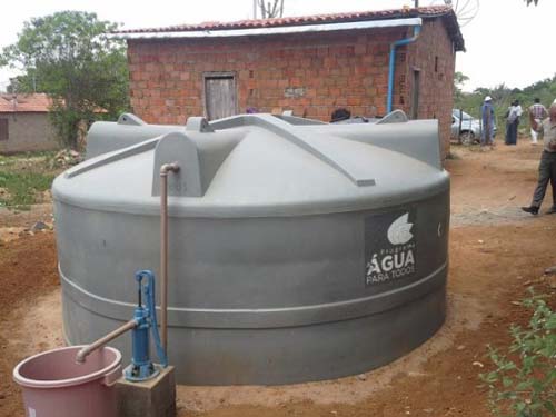 Codevasf deve apurar denuncia de venda de cisternas em povoado de Igreja Nova