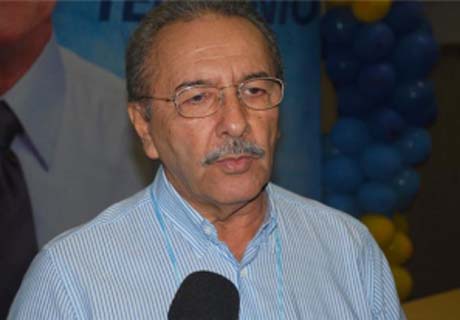 Secretário estadual Claudionor Araújo é feito refém por integrantes do MST 