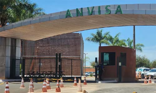 Anvisa veta produção e venda de suplementos à base de ora-pro-nóbis