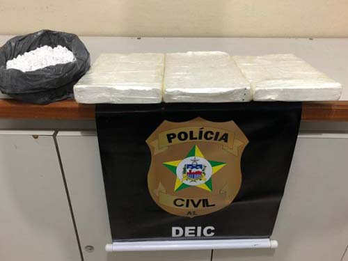 DEIC prende mulher e apreende 3kg de cocaína de elevado grau de pureza