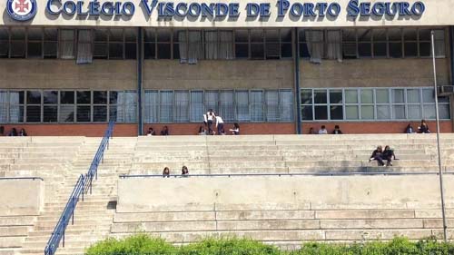 SP: colégio expulsa 8 alunos que enviaram mensagens racistas em grupo