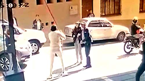 A insólita fuga de uma ex-congressista presa na Colômbia usando corda e moto