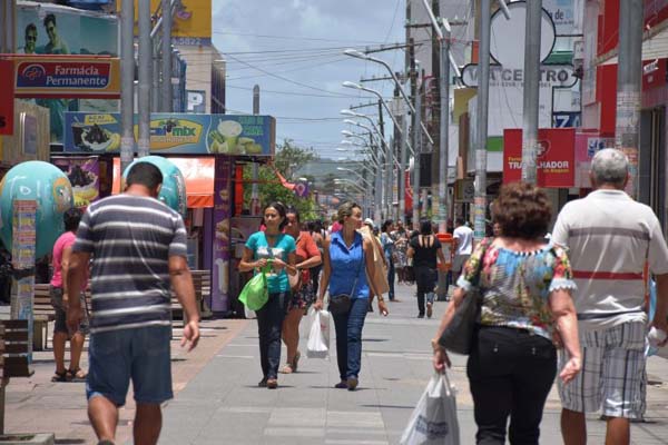 Ano começa com alta de 1,1% no consumo das famílias de Maceió