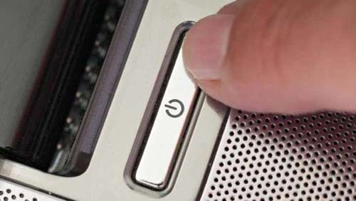 Desligar o PC a força pode danificar meu computador?