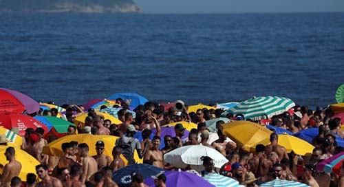 Brasil soma 197,7 mil mortes por covid-19 e 7,81 milhões de casos