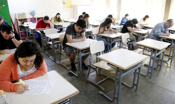 Ao menos 12 concursos abrem as inscrições nesta segunda-feira para 1,3 mil vagas