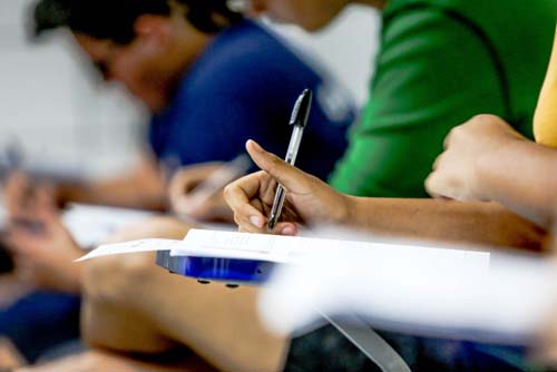 Concursos oferecem mais de 11 mil oportunidades para todos os níveis