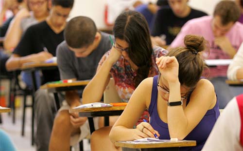 Município alagoano abre inscrições para concurso nesta segunda-feira (17); salários vão até R$ 12 mil