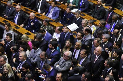 Maioria do Congresso se diz a favor da prisão em 2ª instância