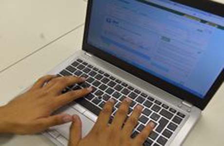 Receita abre sexta-feira consulta ao terceiro lote de restituição do IR