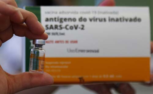 Anvisa aprova uso emergencial de doses da CoronaVac envasadas pelo Butantan