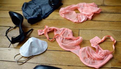 Sexo e coronavírus: O que você precisa saber sobre intimidade durante a pandemia