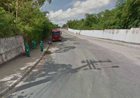 Polícia encontra dois corpos em terrenos de Maceió; um estava carbonizado