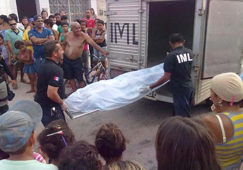 Corpo de mulher é encontrado no bairro do Prado