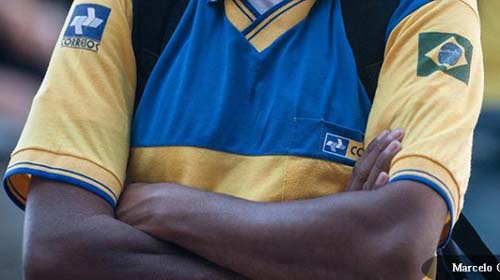 Funcionários protestam por mais segurança nas agências do Correios