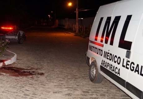 Dois jovens são executados com vários disparos de arma de fogo em Coruripe