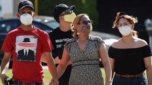 O que está por trás de diagnóstico da OMS de onda 'grande e única' de covid-19