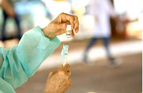 Covid: 43% dos idosos acima de 80 anos não receberam 2ª dose da vacina