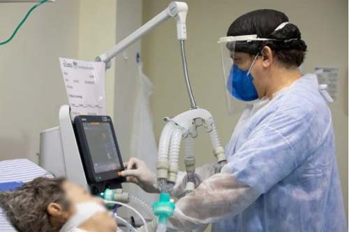 Pelo 10º dia, média móvel de mortes por Covid registra queda no Brasil