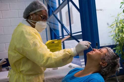 Mortes por covid passam de 655 mil no País; média móvel de vítimas é a menor em 2 meses