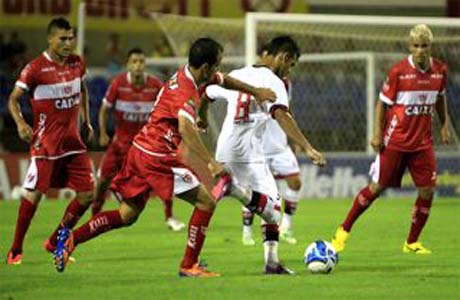 CRB vacila no final e perde invencibilidade na Copa do Nordeste