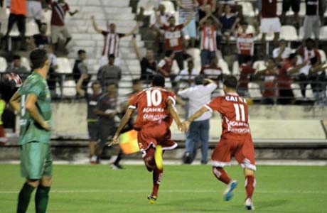 Começando “maratona de jogos”, CRB vence o Coruripe no Rei Pelé