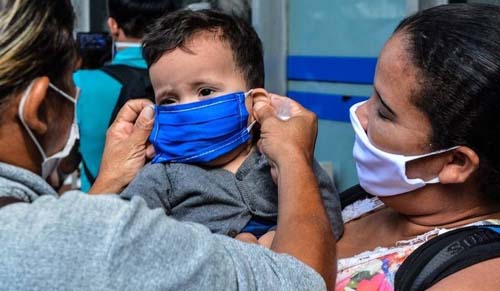Número de crianças com até um ano infectadas pelo coronavírus em Maceió sobe 18%