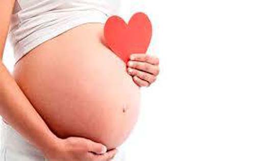 Barreiras ao aborto legal: Mais de 20 mil meninas mantêm gravidez resultado de estupro por ano no Brasil