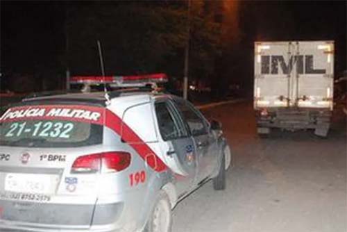 Homem que tinha envolvimento com tráfico de drogas é morto a tiros no Tabuleiro do Martins