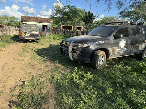 Idoso de 80 anos é encontrado assassinado dentro de casa em Delmiro Gouveia