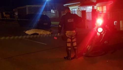 Dono de bar é morto a tiros por homens em motocicleta