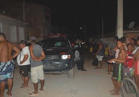 Ex-presidiária é assassinada no Benedito Bentes; criminosos estavam usando balaclava