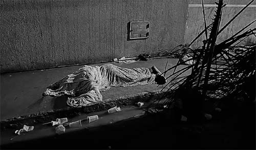 Dois jovens são baleados em festa junina e um morre; Família alega bala perdida